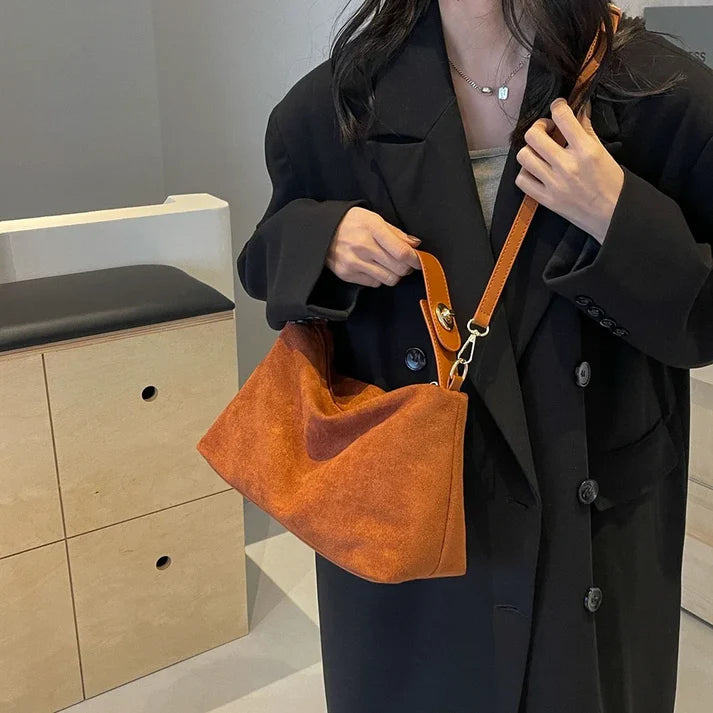 Carly™ Retro Textured Bag