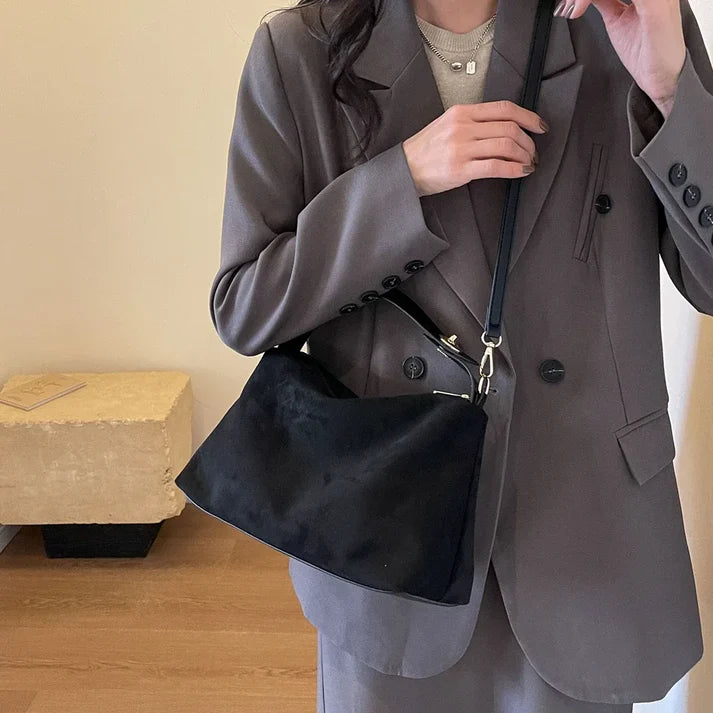 Carly™ Retro Textured Bag
